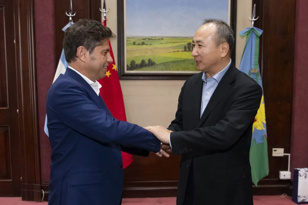 Kicillof se reunió con el embajador chino.