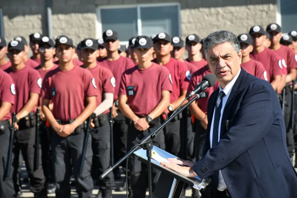 Reciben cadetes en CABA.