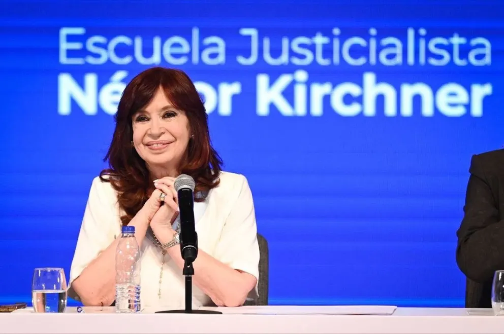 Cristina le respondió a Milei.